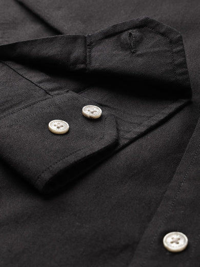 Dockers Men's Black Solid Mandarin Collar Shirt