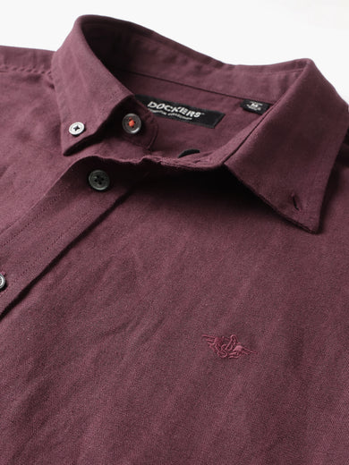 Dockers Men's Maroon Solid Smart Casual Full Sleeve Shirt