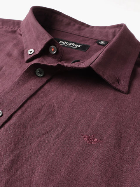 Dockers Men's Maroon Solid Smart Casual Full Sleeve Shirt