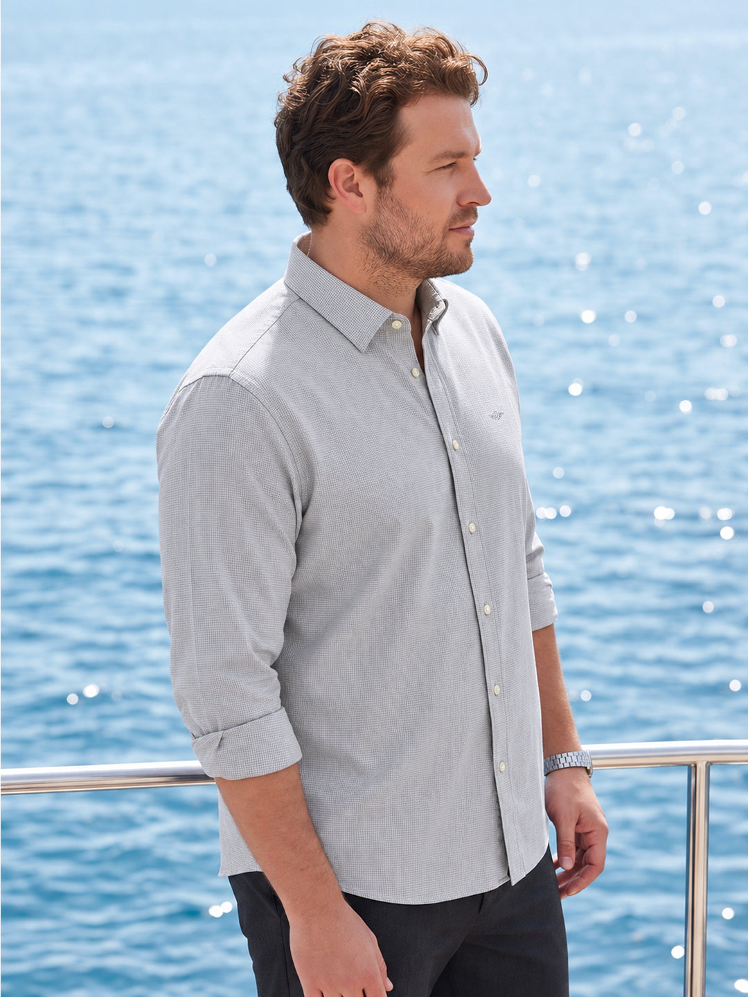 Dockers Men's Grey Micro-Print Cotton-Linen Spread Collar Full Sleeve Shirt