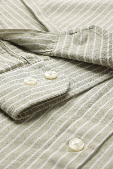 Dockers Men's Green Striped Cotton-Linen Button-Down Full Sleeve Casual Shirt
