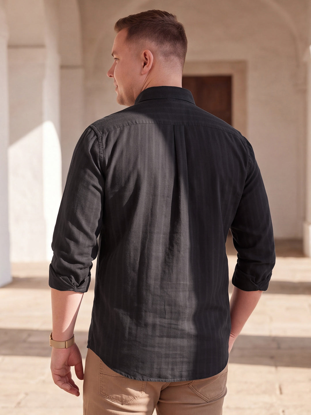 Dockers Men's Black Striped Button-Down Full Sleeve Shirt