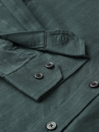 Dockers Men's Green Textured Button-Down Full Sleeve Shirt
