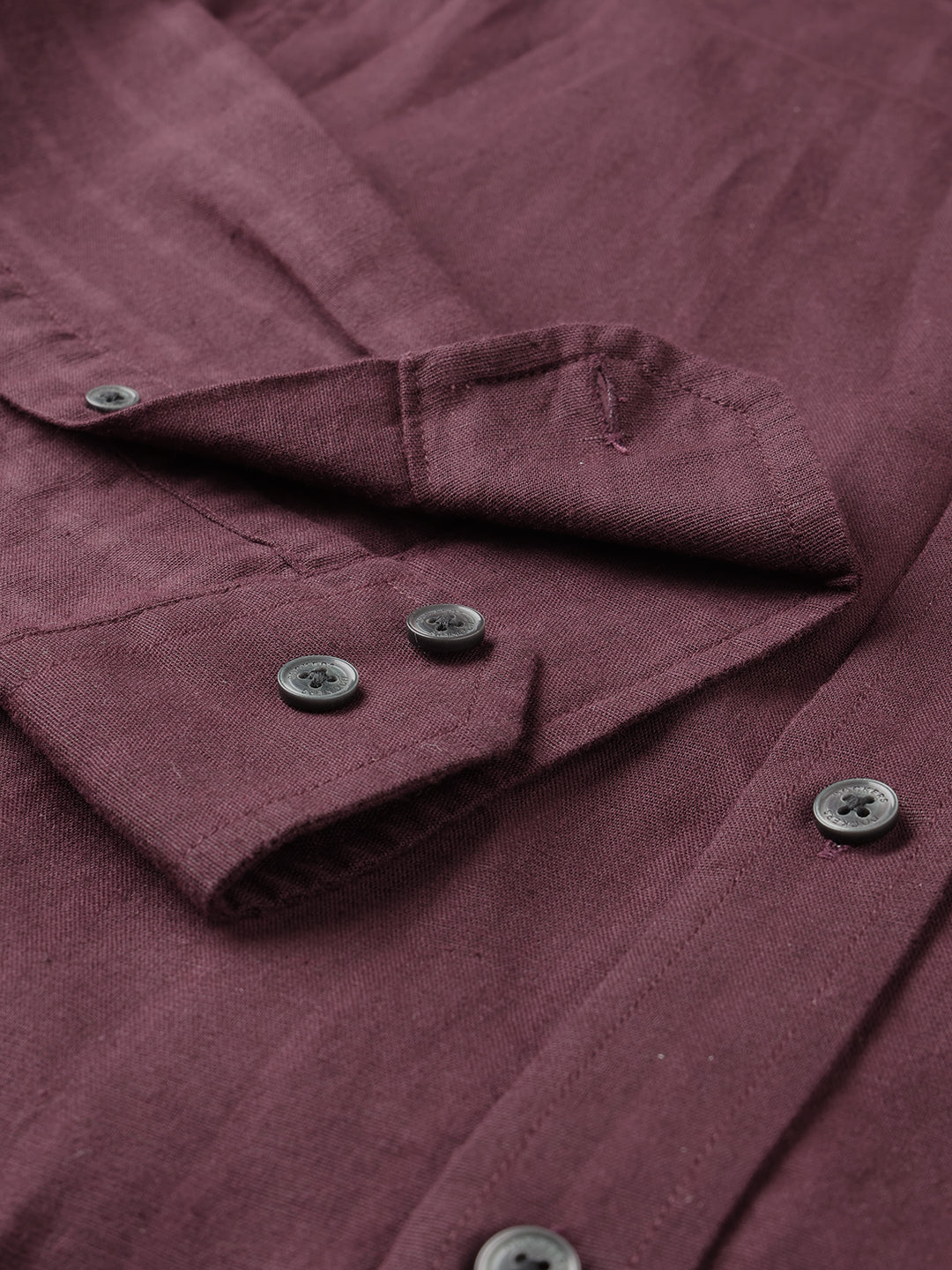 Dockers Men's Maroon Solid Smart Casual Full Sleeve Shirt
