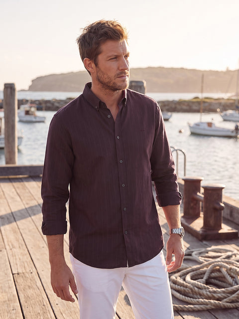 Dockers Men's Maroon Textured Button-Down Full Sleeve Shirt
