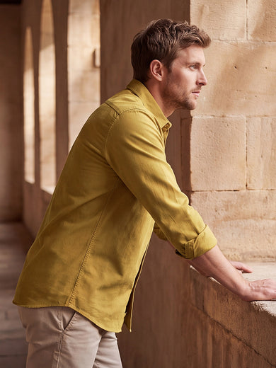 Dockers Men's Mustard Twill Spread Collar Full Sleeve Shirt