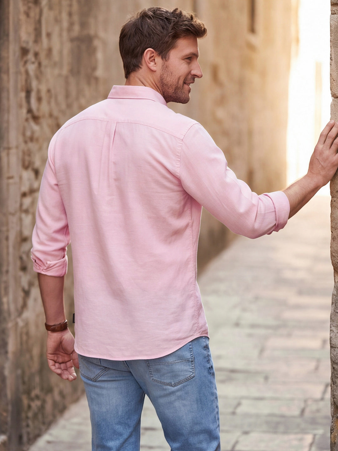 Dockers Men's Pink Striped Cotton-Linen Button-Down Full Sleeve Shirt